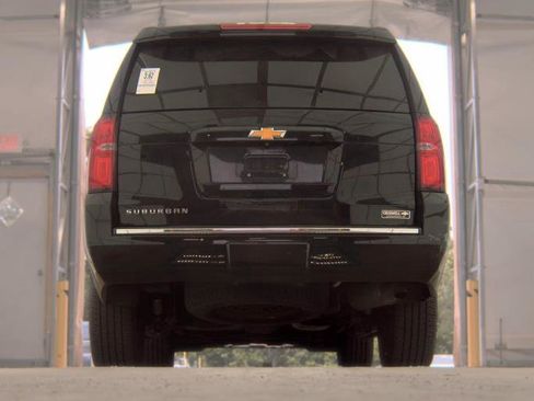 Used 2016 Chevrolet Suburban LTZ AWD/4WD image 6