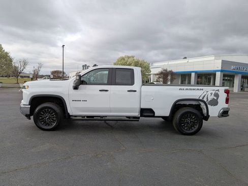 New 2026 Chevrolet Silverado 2500 W/T image 6