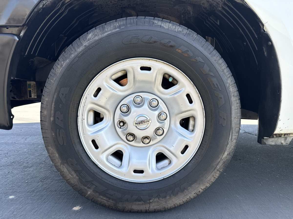 Used 2020 Nissan NV 2500 SV RWD image 9
