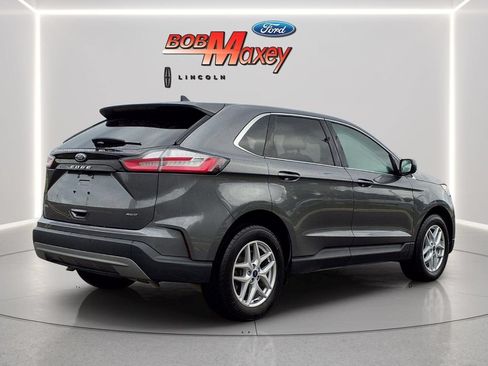 Used 2024 Ford Edge SEL AWD/4WD image 4