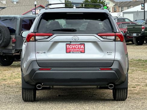New 2025 Toyota RAV4 XLE w/ Convenience Package image 6