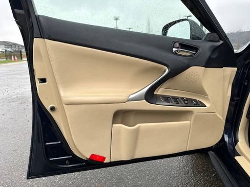 Used 2006 Lexus IS 250 image 16