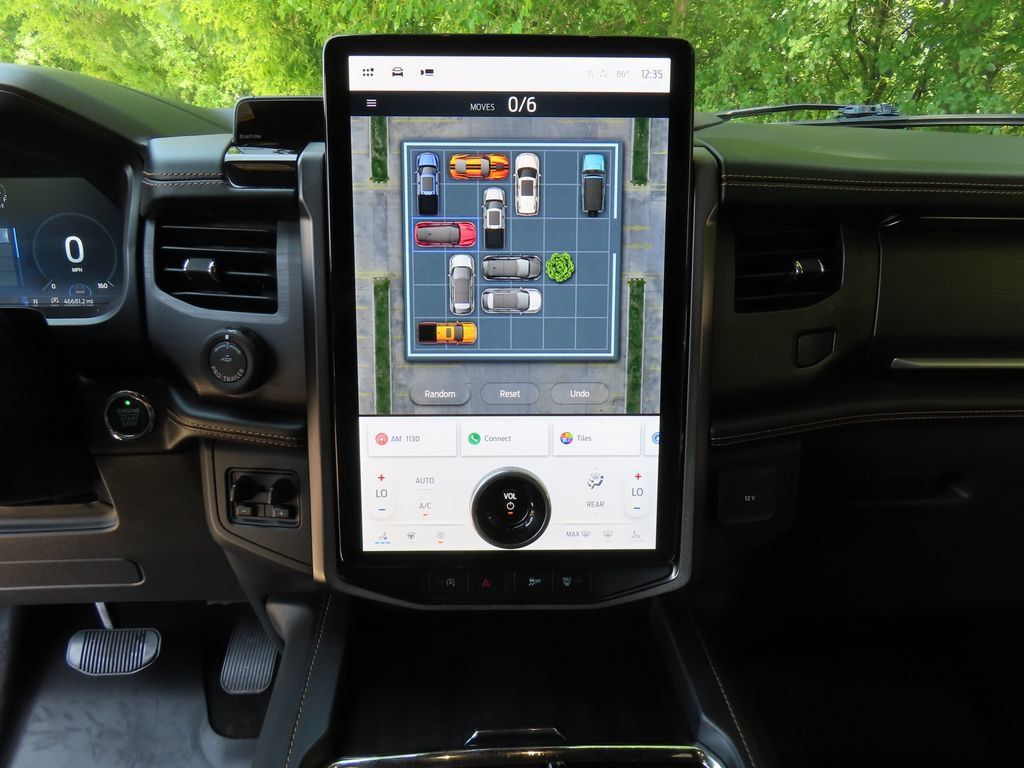 Used 2023 Ford Expedition Platinum AWD/4WD image 19