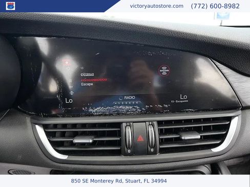 Used 2017 Alfa Romeo Giulia AWD image 13