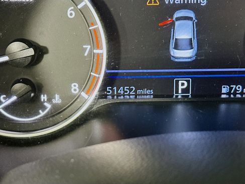 Used 2023 Nissan Altima 2.5 SV w/ SV Premium Package image 16