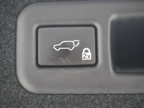 Used 2018 Lexus RX 350L FWD image 36