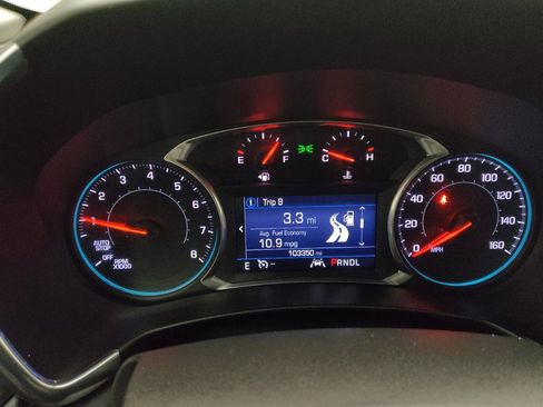 Used 2021 Chevrolet Equinox LT image 23