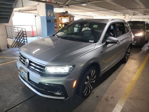 Used 2020 Volkswagen Tiguan SEL Premium R-Line image 4