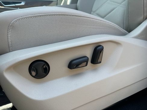 New 2026 Volkswagen Atlas SE AWD/4WD image 9