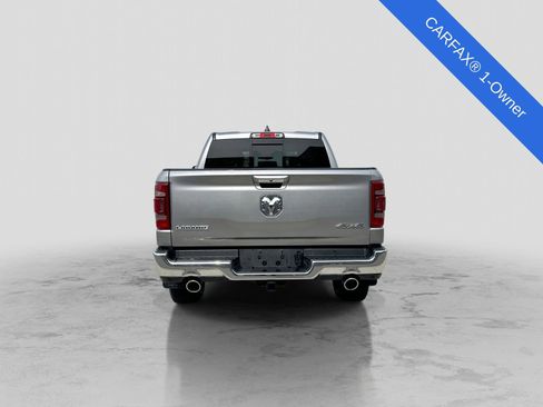 Used 2020 RAM 1500 Laramie AWD/4WD image 7