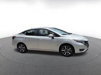 Used 2025 Nissan Versa SV FWD video 2