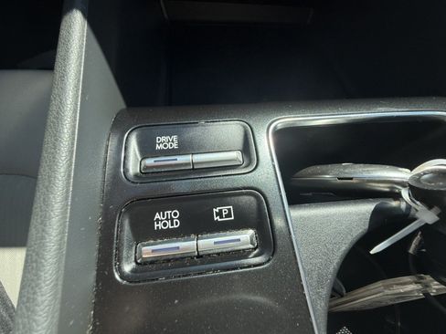Used 2025 Hyundai Sonata SEL FWD image 14