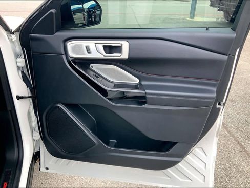 Used 2023 Ford Explorer ST w/ Equipment Group 401A image 22