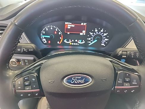 Used 2022 Ford Escape SEL AWD/4WD image 3