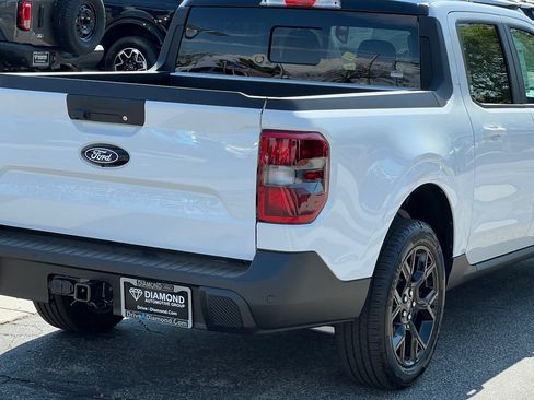 New 2026 Ford Maverick Lariat w/ Black Appearance Package AWD/4WD image 8