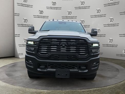 New 2026 RAM 2500 Tradesman AWD/4WD image 8
