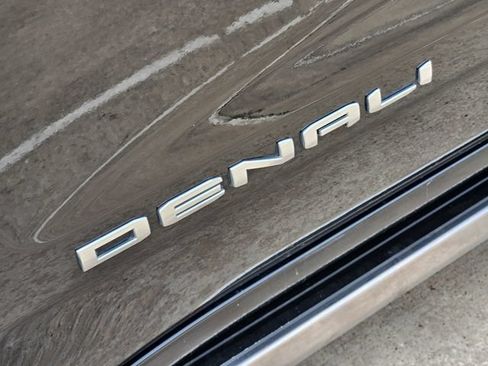 Used 2022 GMC Sierra 1500 Denali w/ Denali Reserve Package AWD/4WD image 12
