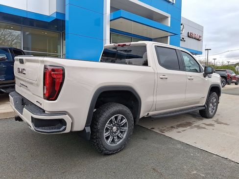 New 2026 GMC Sierra 1500 AT4 w/ AT4 Premium Package AWD/4WD image 6