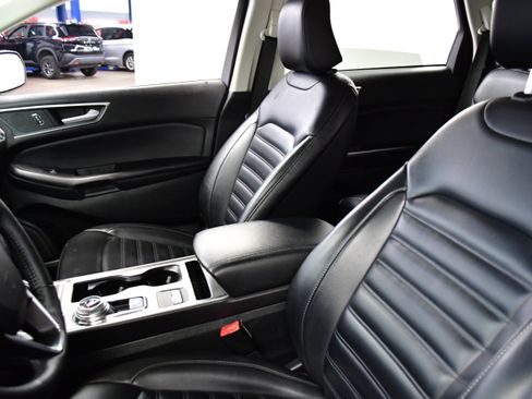 Used 2024 Ford Edge SEL image 10