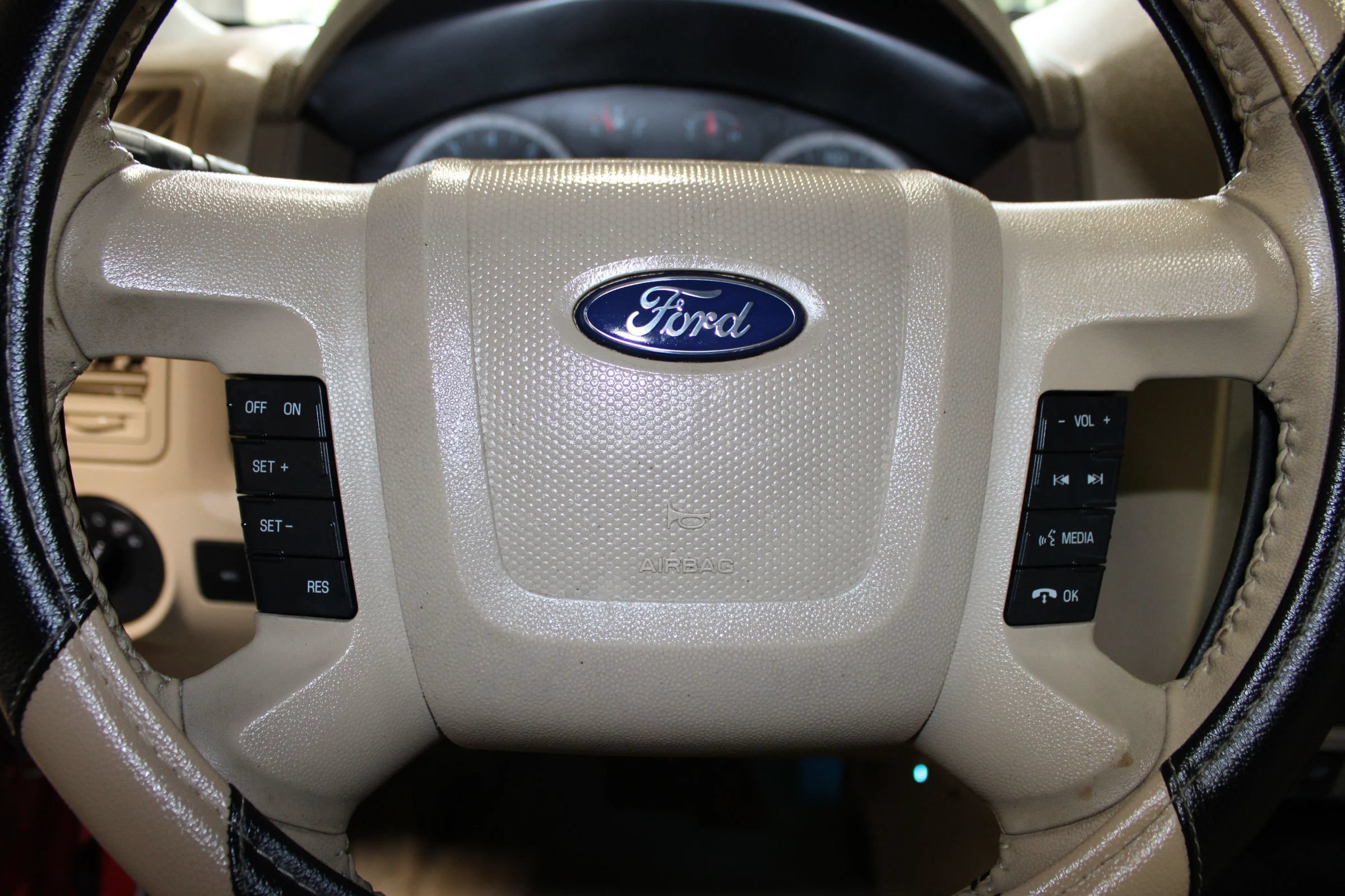 Used 2012 Ford Escape XLT FWD image 18