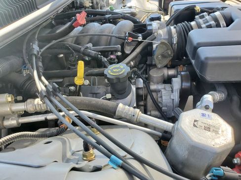 Used 2002 Chevrolet Camaro Z28 w/ Sport Appearance Pkg image 34