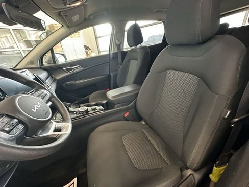 Certified 2023 Kia Sportage LX image 15