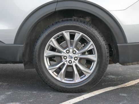 Used 2022 Ford Explorer Limited AWD/4WD image 39