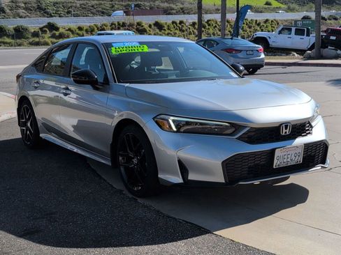 Used 2025 Honda Civic Sport image 7