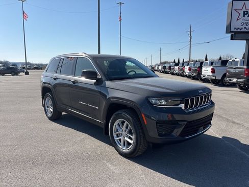New 2026 Jeep Grand Cherokee Laredo X AWD/4WD image 1