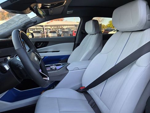 New 2026 Cadillac Optiq Sport 2 image 28