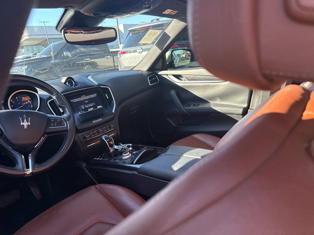 Used 2017 Maserati Ghibli RWD image 22