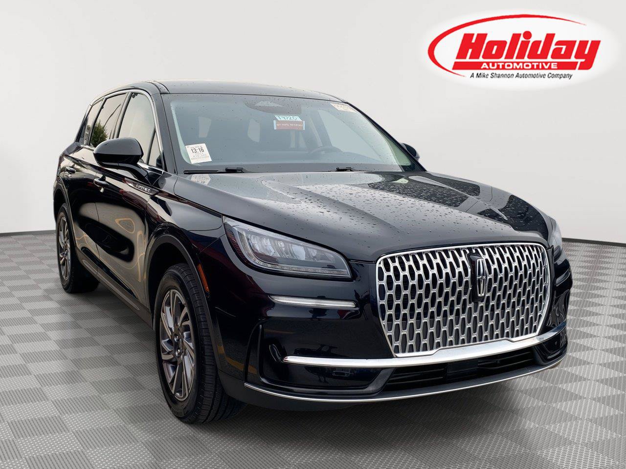 Used 2023 Lincoln Corsair AWD w/ Towing Package image 1