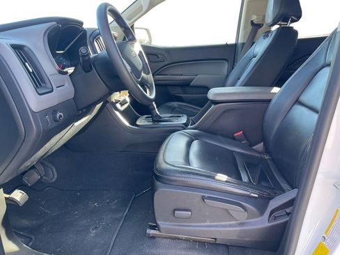 Used 2020 Chevrolet Colorado W/T w/ WT Convenience Package image 9