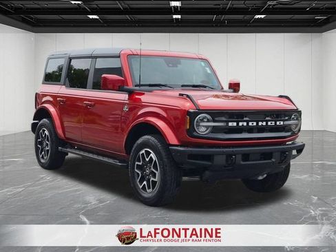 Used 2024 Ford Bronco Outer Banks AWD/4WD image 7