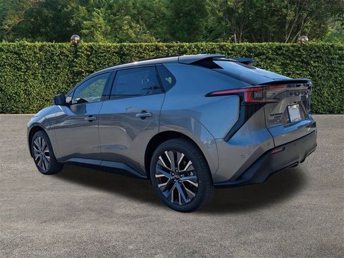 New 2026 Subaru Solterra Limited image 6