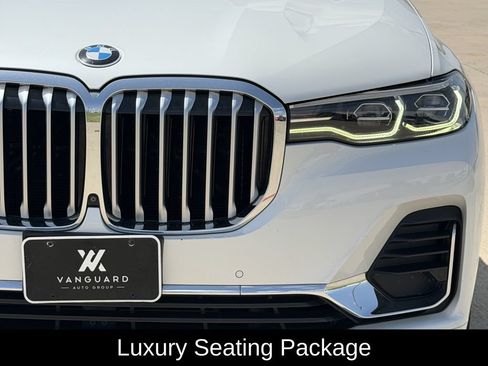 Used 2022 BMW X7 xDrive40i w/ Premium Package AWD/4WD image 4