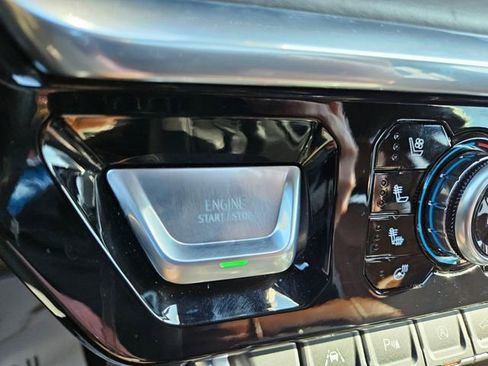 Used 2023 GMC Sierra 1500 Denali Ultimate image 27