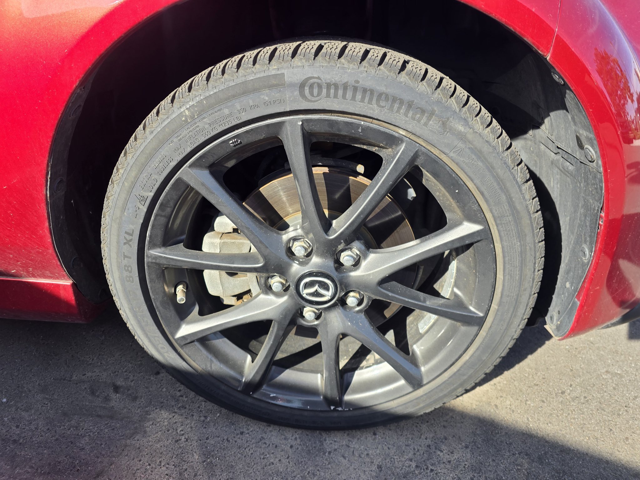 Used 2015 MAZDA MX-5 Miata 25th Anniversary Edition w/ Appearance Package RWD image 9