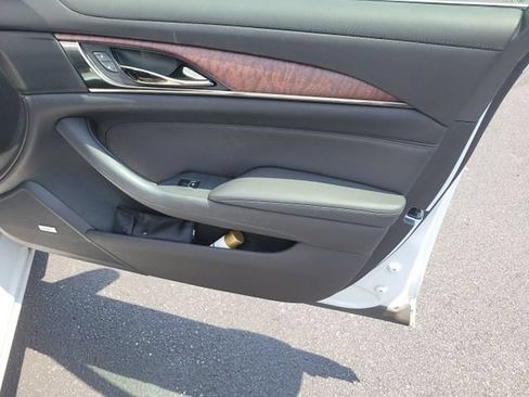 Used 2017 Cadillac CTS Luxury RWD image 8