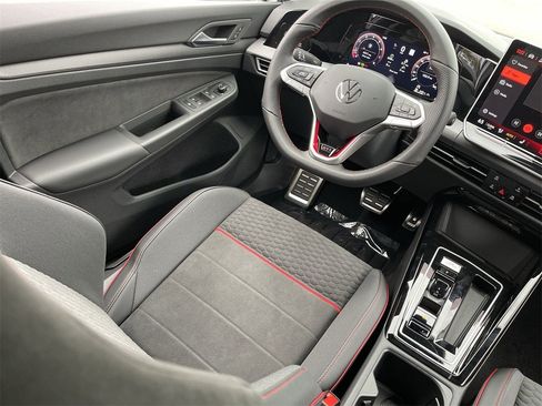 New 2026 Volkswagen GTI SE image 10