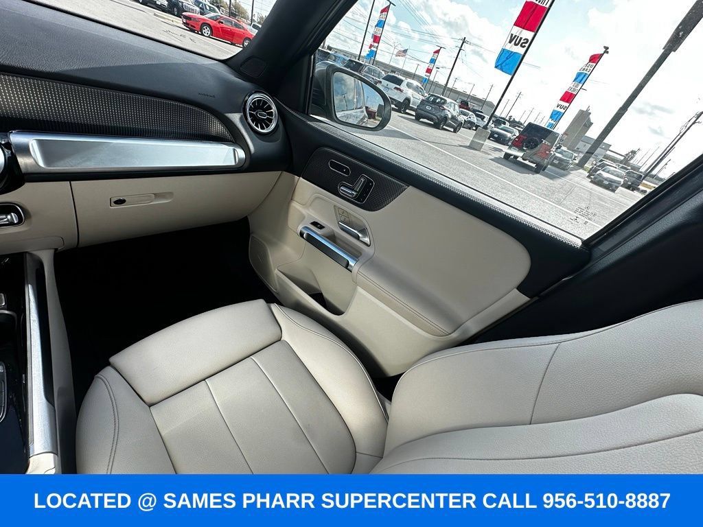 Used 2023 Mercedes-Benz EQB 250+ image 19