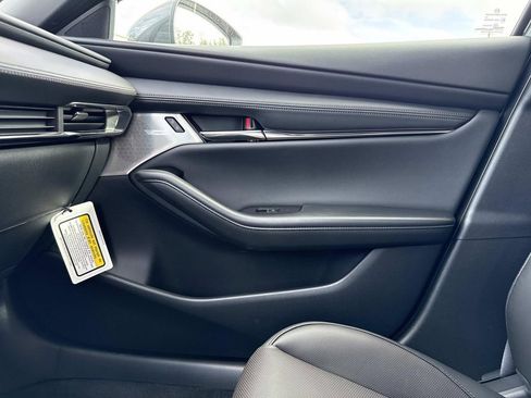 New 2026 MAZDA MAZDA3 2.5 S Premium image 30