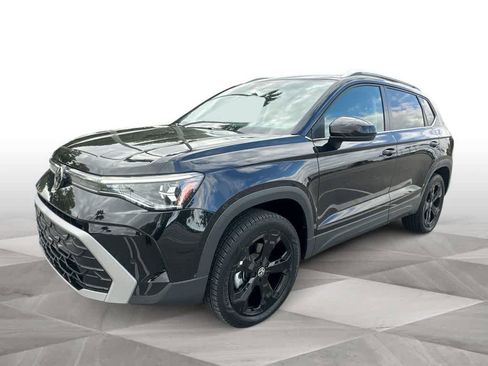 Used 2025 Volkswagen Taos SEL image 4