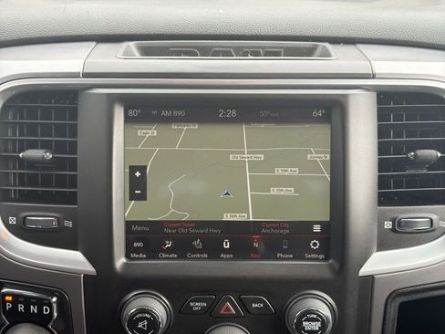 Used 2022 RAM 1500 Classic Warlock AWD/4WD image 18