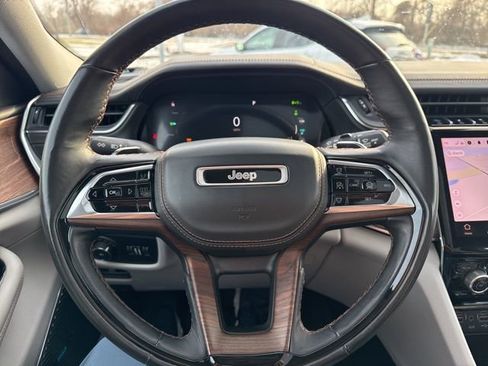 Used 2022 Jeep Grand Cherokee Summit w/ MOPAR Finishing Package image 22