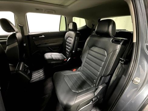 Used 2021 Volkswagen Atlas SEL Premium image 26