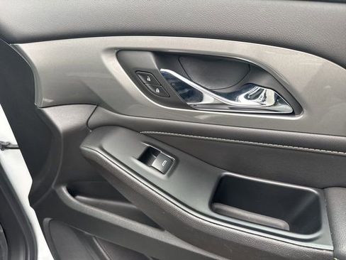 Used 2024 Chevrolet Traverse LT w/ LPO, Floor Liner Package image 22