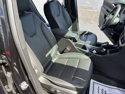 Used 2025 Buick Encore GX Avenir w/ Avenir Convenience Package image 21
