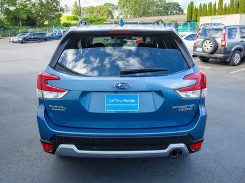 Used 2021 Subaru Forester Touring AWD/4WD image 12
