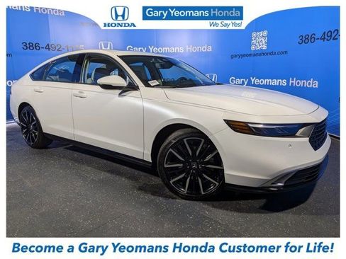 Used 2026 Honda Accord Touring image 1